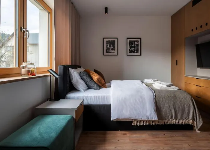 לינה וארוחת בוקר 74 3*